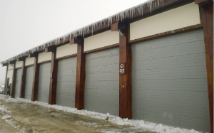 ѩɽί(hu)(du)܇(ch)(k)T(mn)